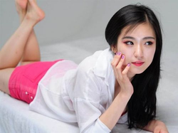 亚洲999热门内容